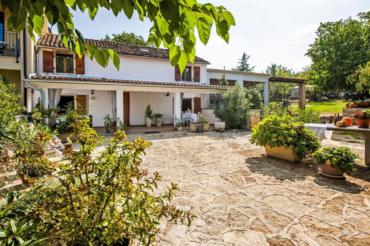 רוביני Holiday Apartment Daria 20 מראה חיצוני תמונה