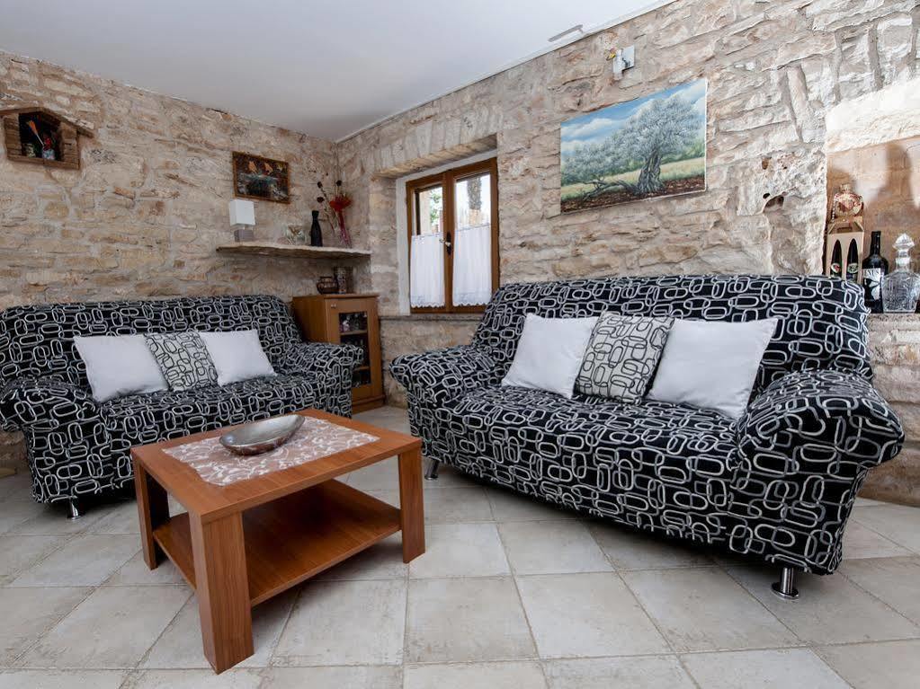 רוביני Holiday Apartment Daria 20 מראה חיצוני תמונה
