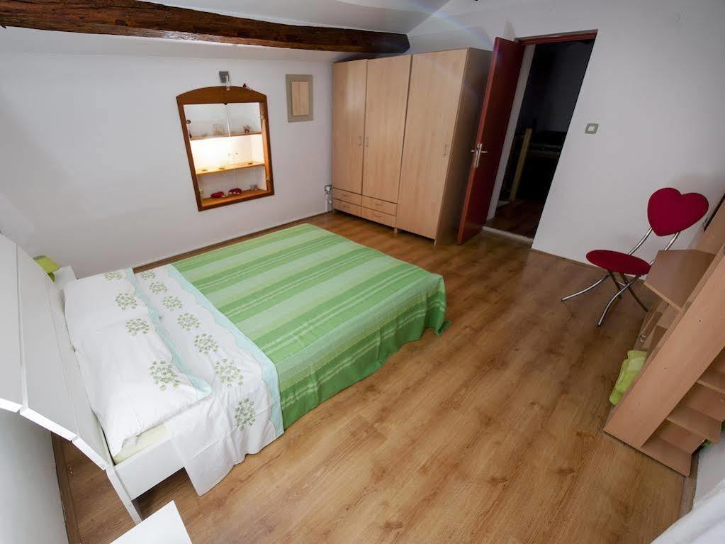 רוביני Holiday Apartment Daria 20 מראה חיצוני תמונה