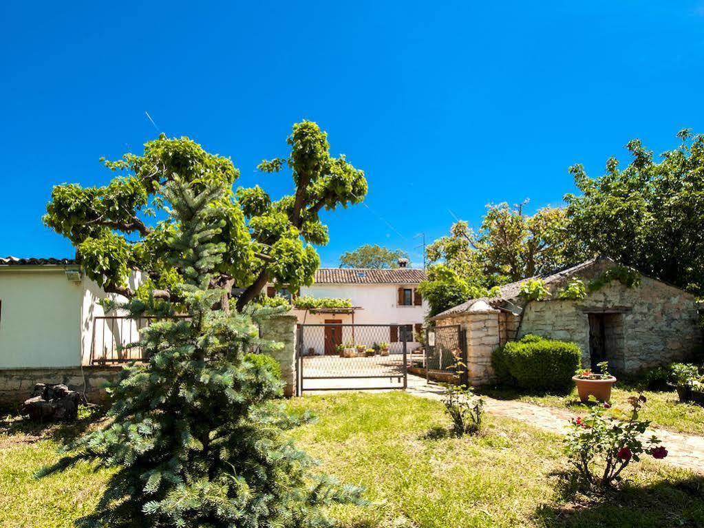 רוביני Holiday Apartment Daria 20 מראה חיצוני תמונה